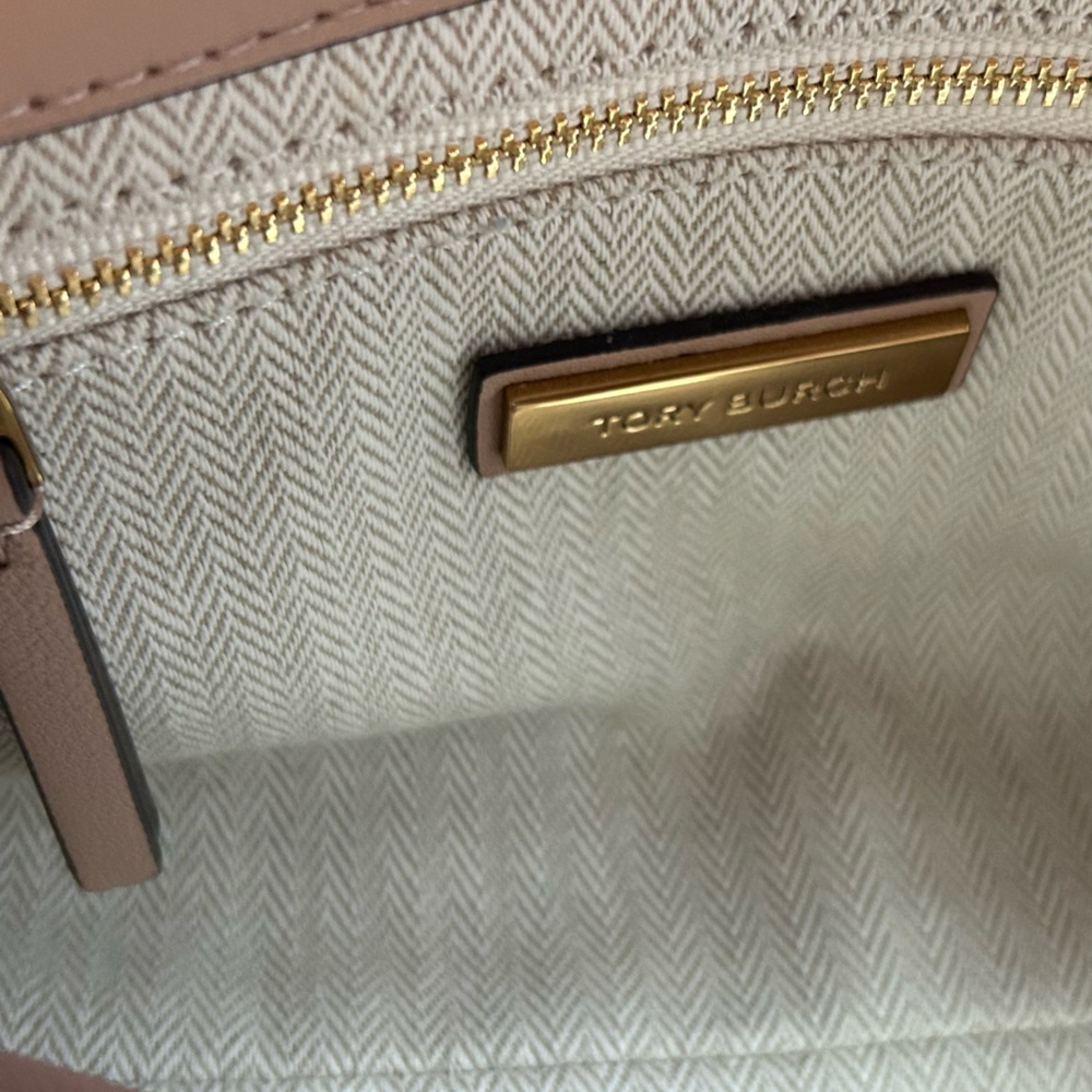 Tory Burch Small Kira Bag - Picture 7 of 9